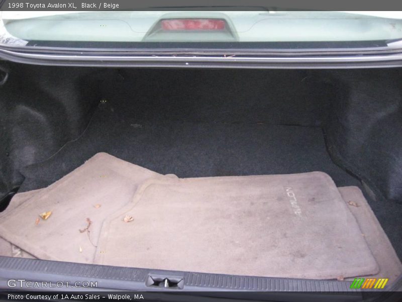Black / Beige 1998 Toyota Avalon XL