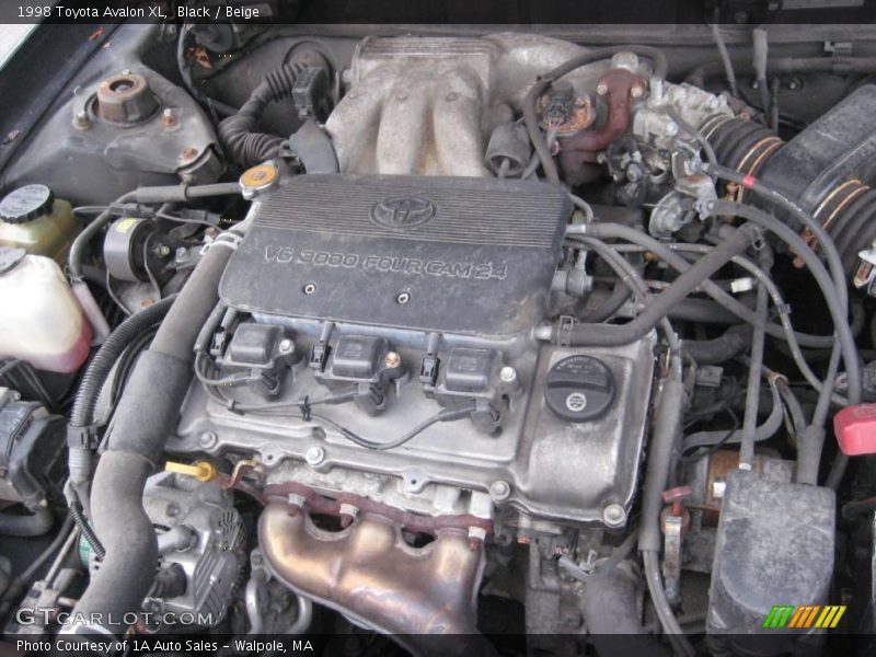 Black / Beige 1998 Toyota Avalon XL