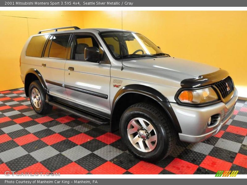 Seattle Silver Metallic / Gray 2001 Mitsubishi Montero Sport 3.5XS 4x4