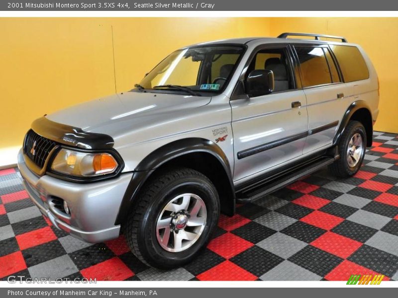 Seattle Silver Metallic / Gray 2001 Mitsubishi Montero Sport 3.5XS 4x4
