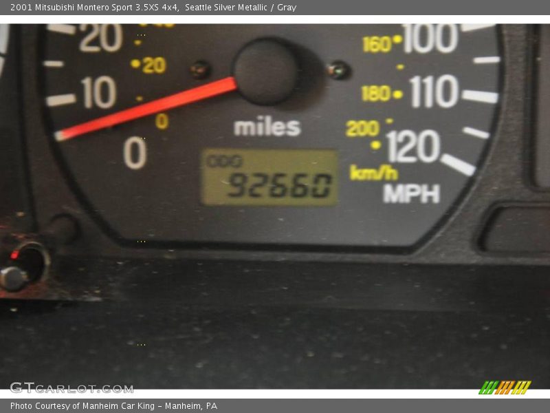 Seattle Silver Metallic / Gray 2001 Mitsubishi Montero Sport 3.5XS 4x4