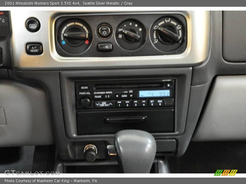 Seattle Silver Metallic / Gray 2001 Mitsubishi Montero Sport 3.5XS 4x4