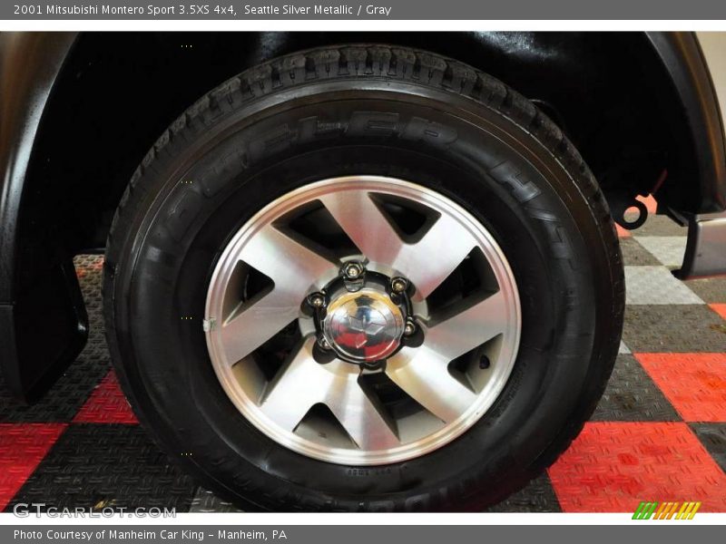 Seattle Silver Metallic / Gray 2001 Mitsubishi Montero Sport 3.5XS 4x4