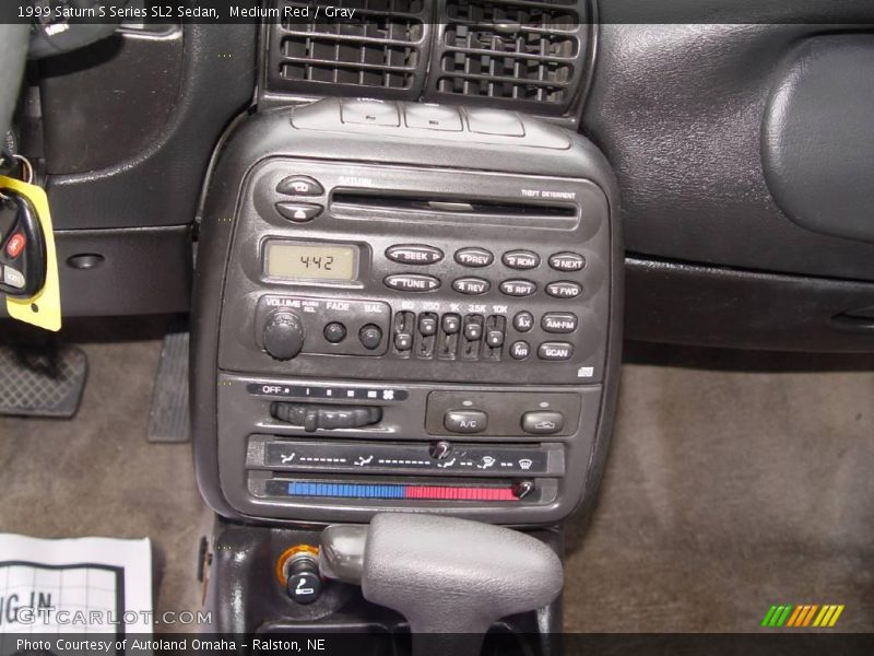 Medium Red / Gray 1999 Saturn S Series SL2 Sedan