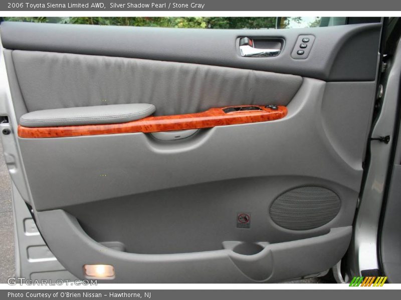 Silver Shadow Pearl / Stone Gray 2006 Toyota Sienna Limited AWD