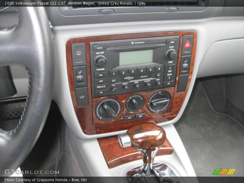 United Grey Metallic / Grey 2005 Volkswagen Passat GLS 1.8T 4Motion Wagon