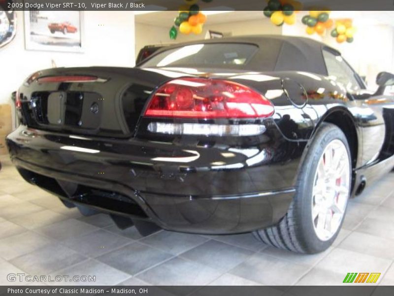 Viper Black / Black 2009 Dodge Viper SRT-10