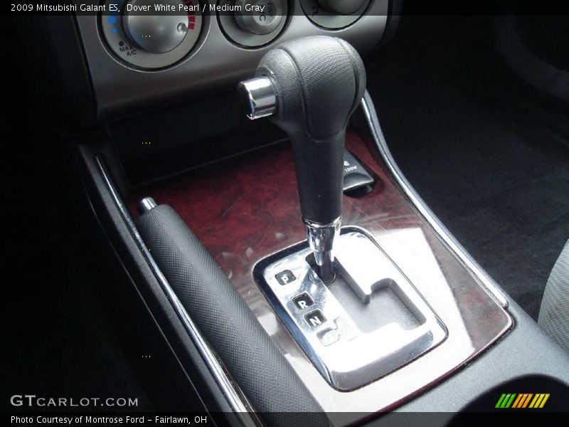 Dover White Pearl / Medium Gray 2009 Mitsubishi Galant ES