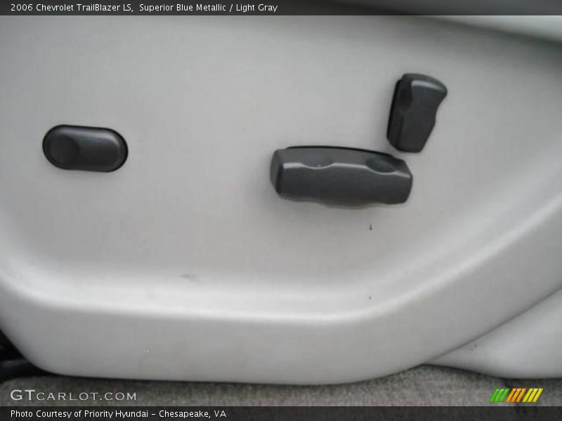 Superior Blue Metallic / Light Gray 2006 Chevrolet TrailBlazer LS