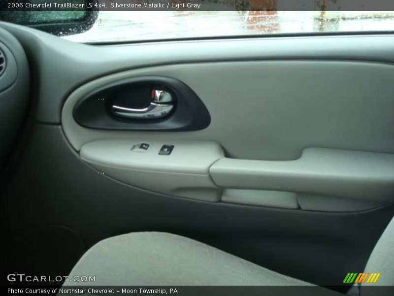Silverstone Metallic / Light Gray 2006 Chevrolet TrailBlazer LS 4x4