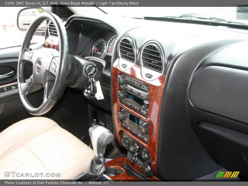 Sand Beige Metallic / Light Tan/Ebony Black 2006 GMC Envoy XL SLT 4x4