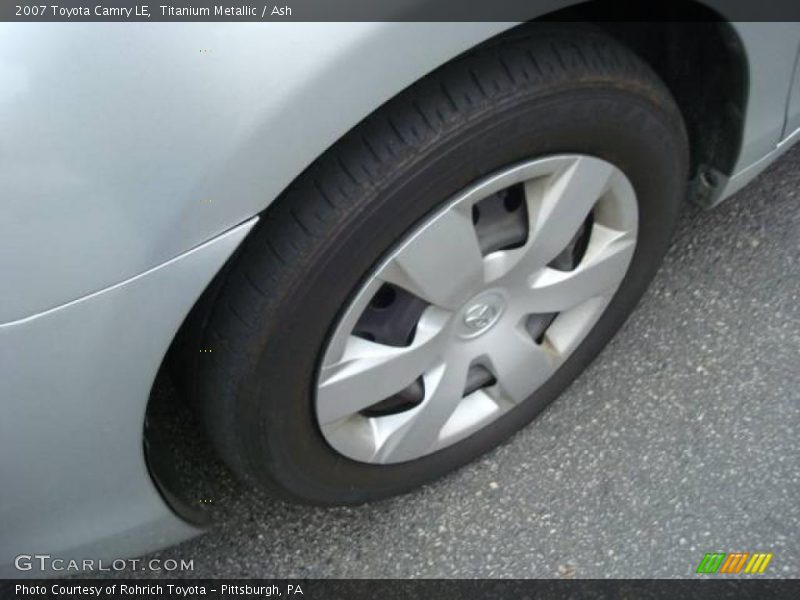 Titanium Metallic / Ash 2007 Toyota Camry LE