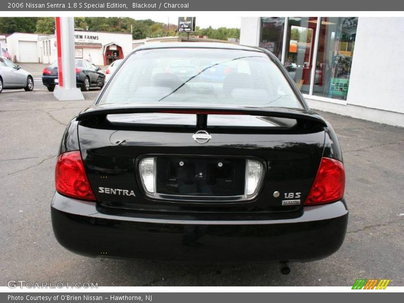 Blackout / Charcoal 2006 Nissan Sentra 1.8 S Special Edition