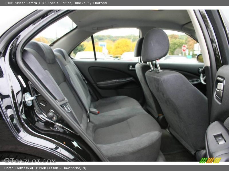 Blackout / Charcoal 2006 Nissan Sentra 1.8 S Special Edition