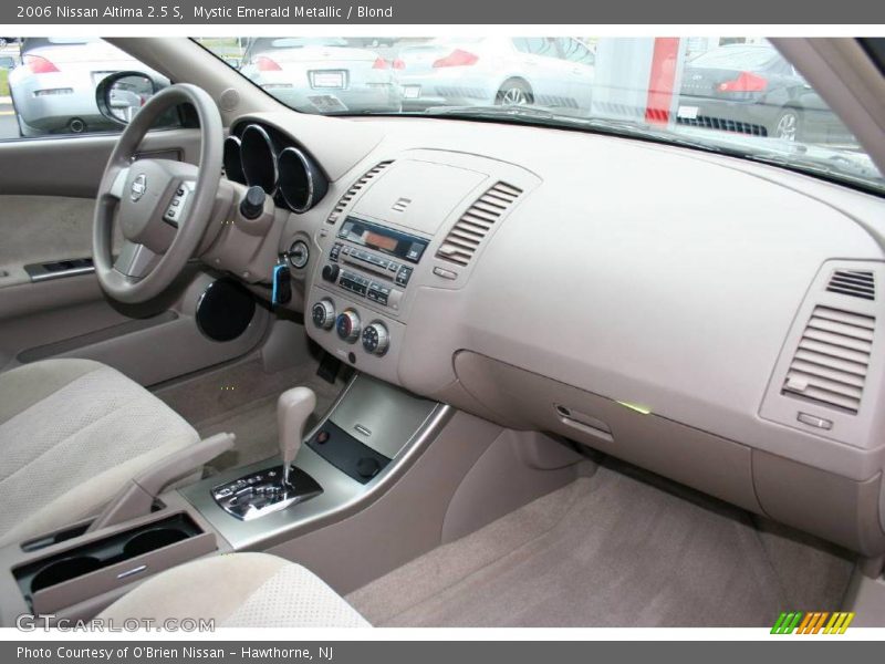 Mystic Emerald Metallic / Blond 2006 Nissan Altima 2.5 S