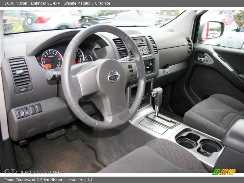 Granite Metallic / Graphite 2006 Nissan Pathfinder SE 4x4