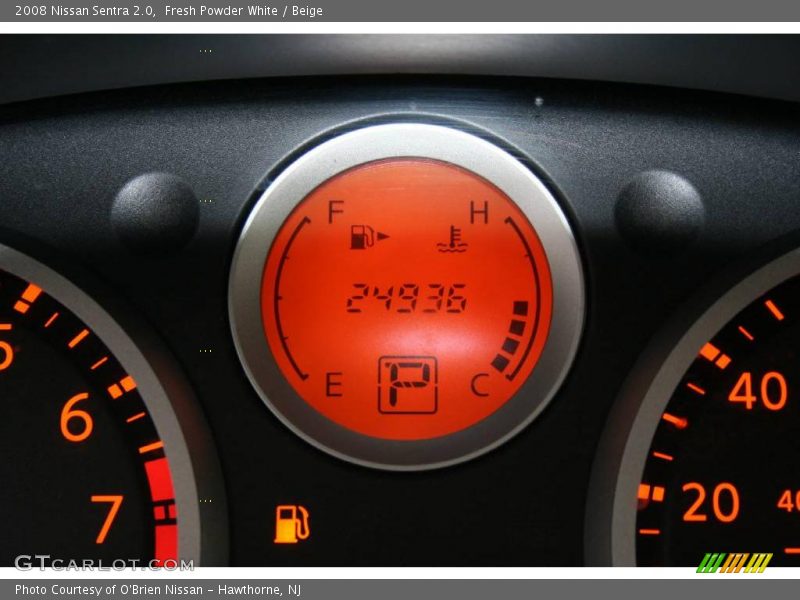 Fresh Powder White / Beige 2008 Nissan Sentra 2.0