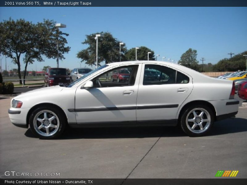 White / Taupe/Light Taupe 2001 Volvo S60 T5