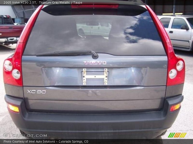 Titanium Gray Metallic / Taupe 2005 Volvo XC90 2.5T