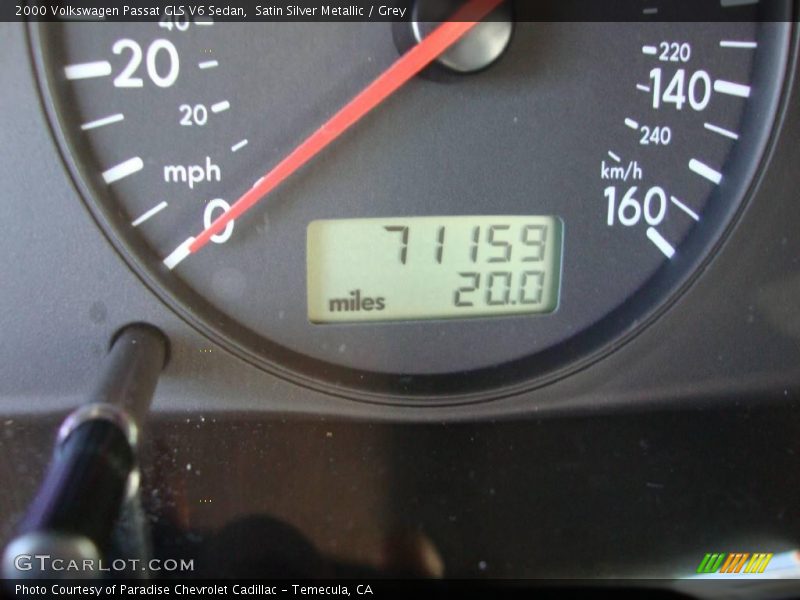 Satin Silver Metallic / Grey 2000 Volkswagen Passat GLS V6 Sedan