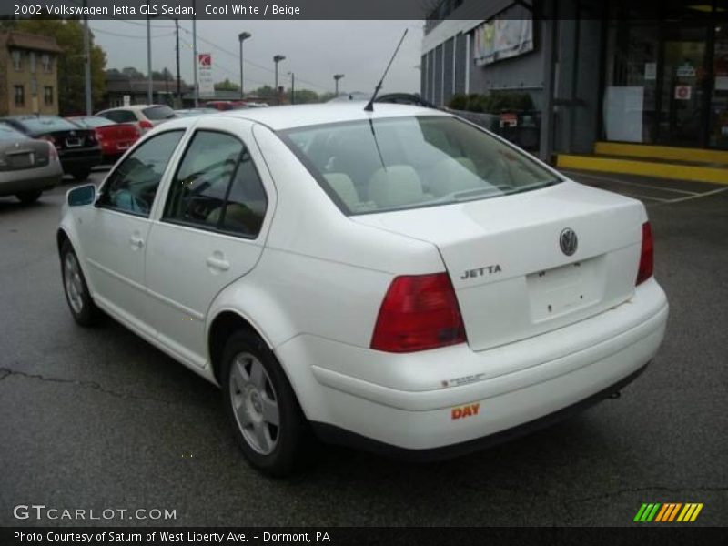 Cool White / Beige 2002 Volkswagen Jetta GLS Sedan