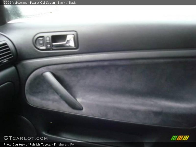 Black / Black 2002 Volkswagen Passat GLS Sedan