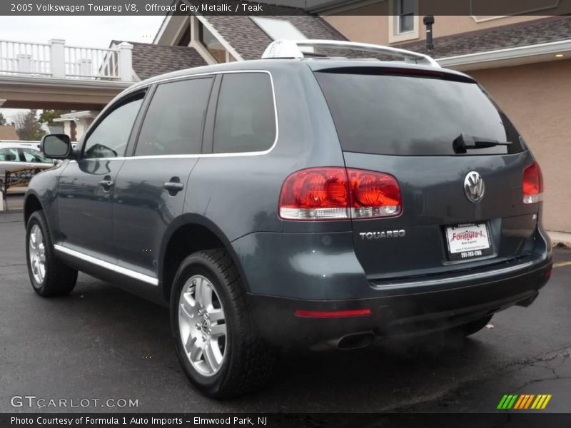 Offroad Grey Metallic / Teak 2005 Volkswagen Touareg V8