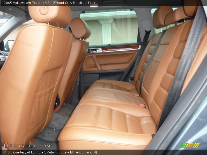 Offroad Grey Metallic / Teak 2005 Volkswagen Touareg V8