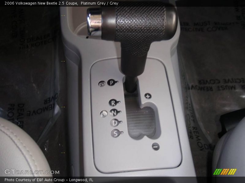 Platinum Grey / Grey 2006 Volkswagen New Beetle 2.5 Coupe