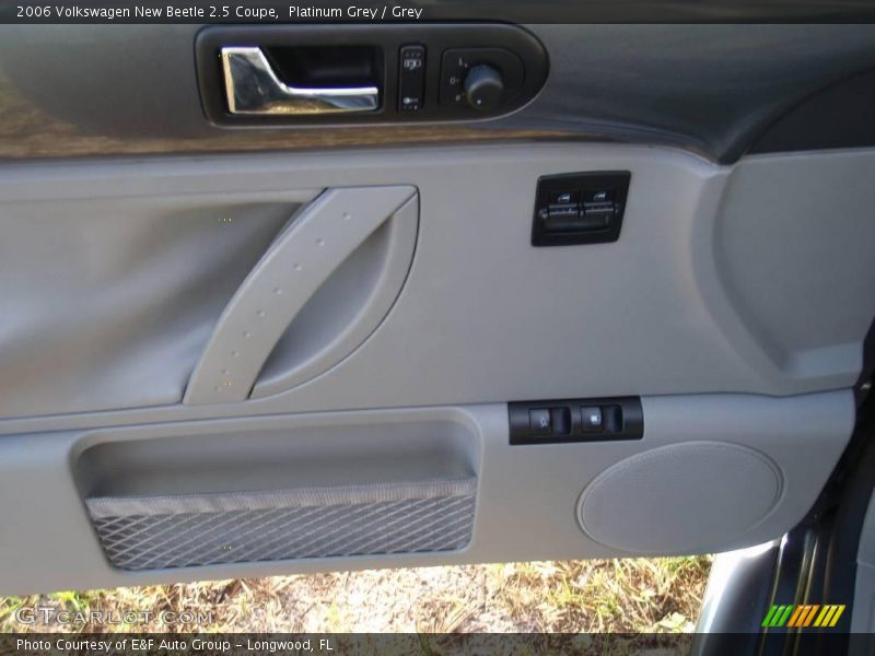 Platinum Grey / Grey 2006 Volkswagen New Beetle 2.5 Coupe