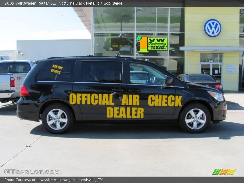 Nocturne Black Metallic / Gobi Beige 2009 Volkswagen Routan SE