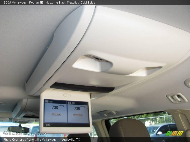 Nocturne Black Metallic / Gobi Beige 2009 Volkswagen Routan SE