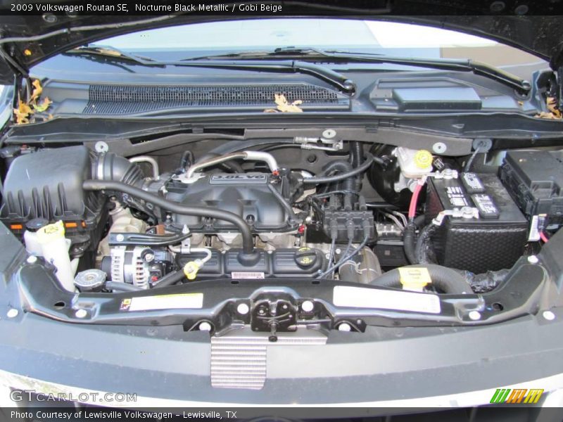Nocturne Black Metallic / Gobi Beige 2009 Volkswagen Routan SE