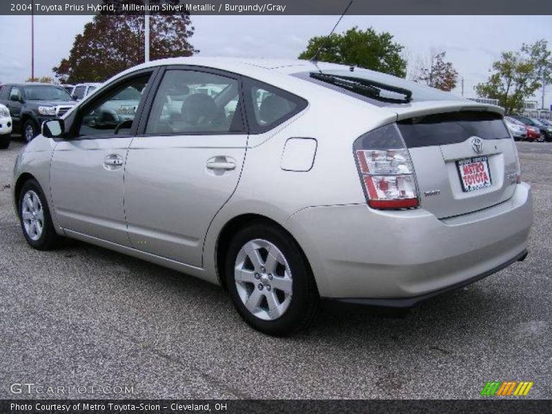 Millenium Silver Metallic / Burgundy/Gray 2004 Toyota Prius Hybrid