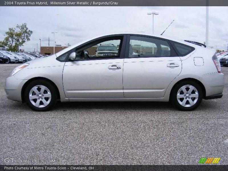 Millenium Silver Metallic / Burgundy/Gray 2004 Toyota Prius Hybrid