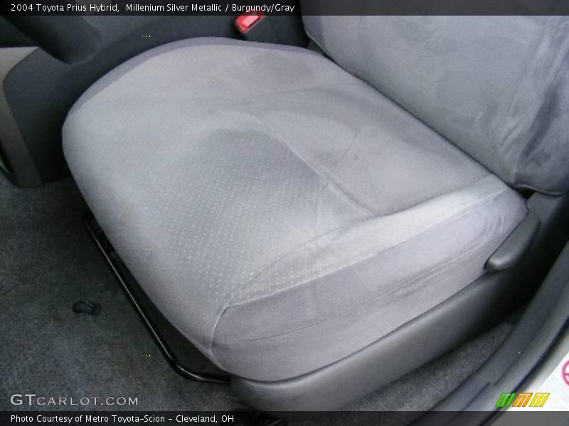 Millenium Silver Metallic / Burgundy/Gray 2004 Toyota Prius Hybrid