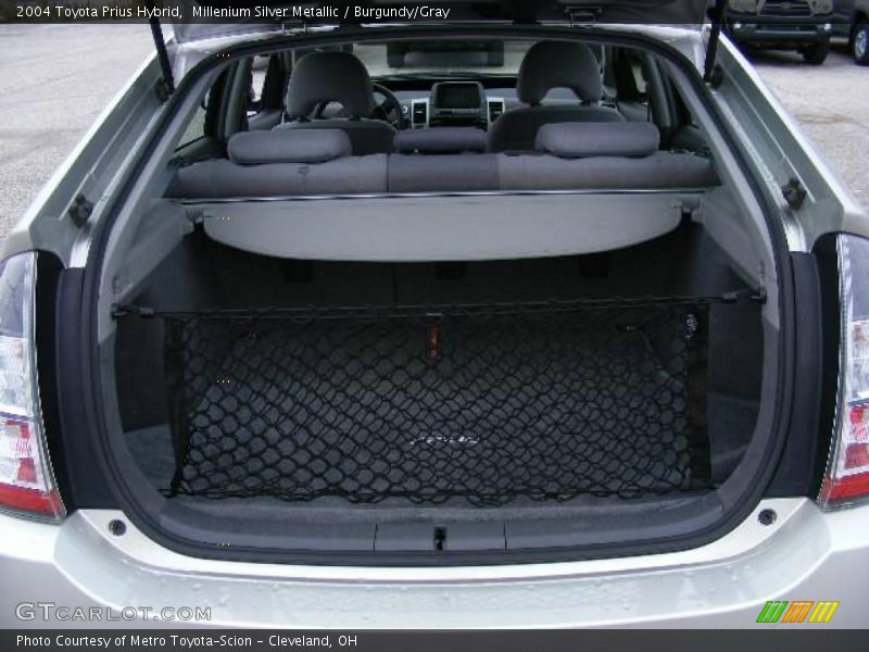 Millenium Silver Metallic / Burgundy/Gray 2004 Toyota Prius Hybrid