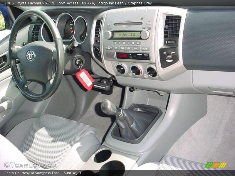 Indigo Ink Pearl / Graphite Gray 2006 Toyota Tacoma V6 TRD Sport Access Cab 4x4