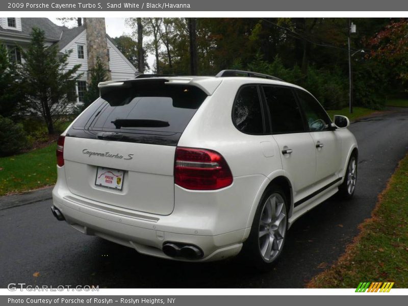 Sand White / Black/Havanna 2009 Porsche Cayenne Turbo S