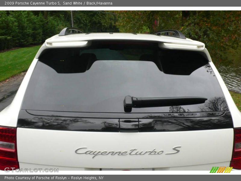Sand White / Black/Havanna 2009 Porsche Cayenne Turbo S