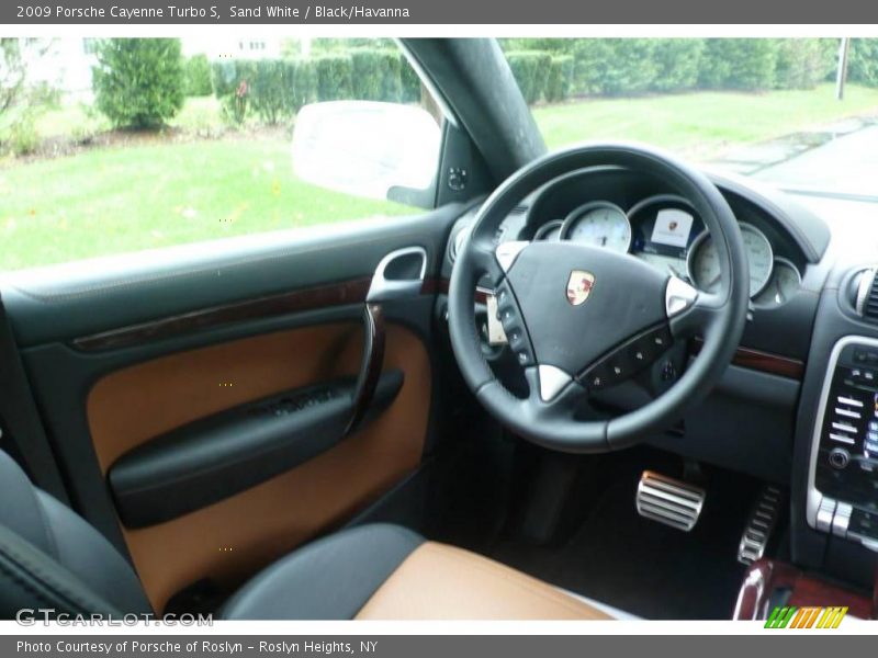 Sand White / Black/Havanna 2009 Porsche Cayenne Turbo S