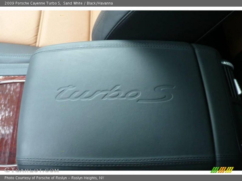 Sand White / Black/Havanna 2009 Porsche Cayenne Turbo S