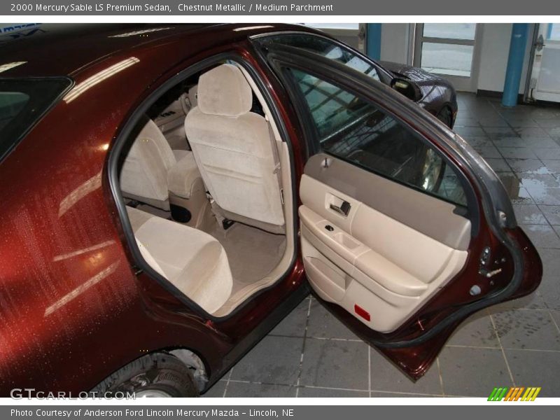 Chestnut Metallic / Medium Parchment 2000 Mercury Sable LS Premium Sedan