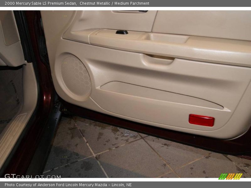 Chestnut Metallic / Medium Parchment 2000 Mercury Sable LS Premium Sedan