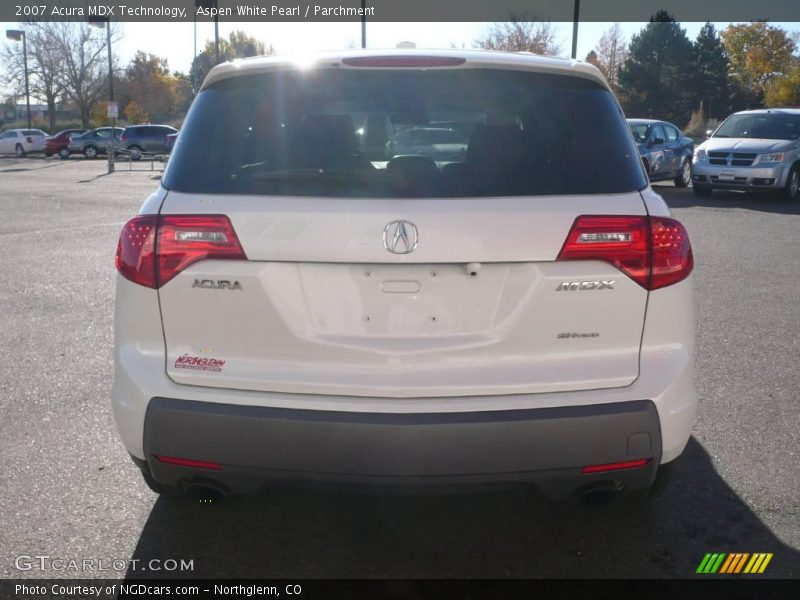 Aspen White Pearl / Parchment 2007 Acura MDX Technology