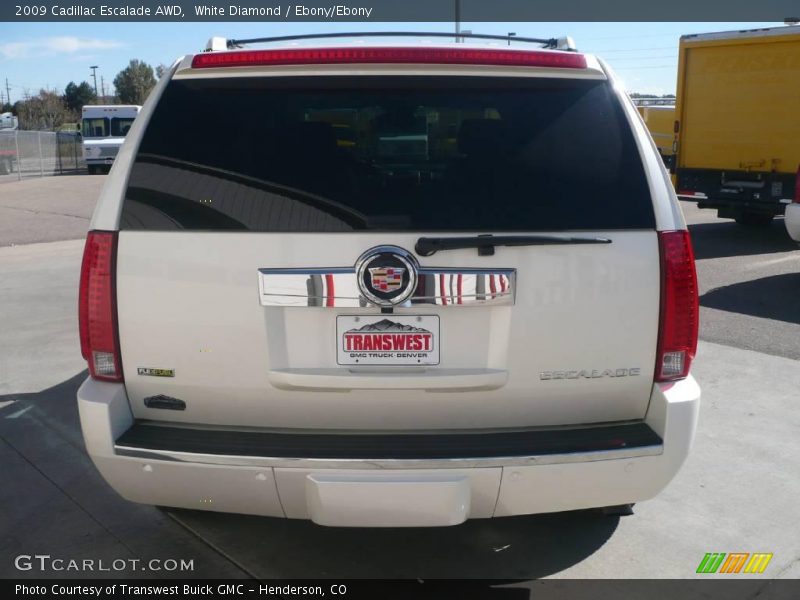 White Diamond / Ebony/Ebony 2009 Cadillac Escalade AWD