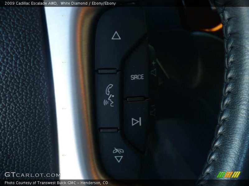 White Diamond / Ebony/Ebony 2009 Cadillac Escalade AWD