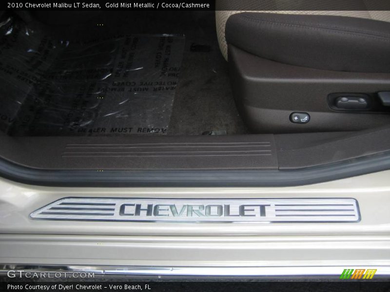 Gold Mist Metallic / Cocoa/Cashmere 2010 Chevrolet Malibu LT Sedan