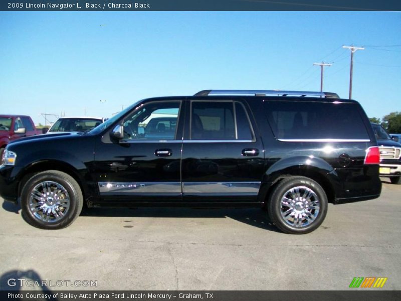 Black / Charcoal Black 2009 Lincoln Navigator L
