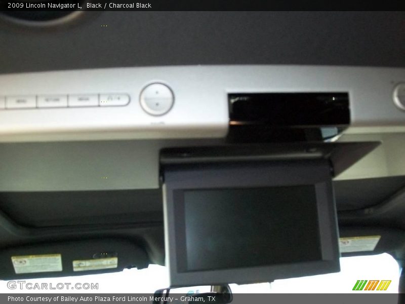 Black / Charcoal Black 2009 Lincoln Navigator L